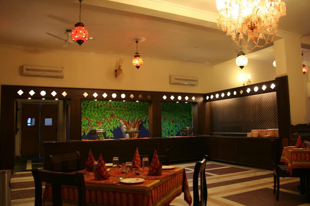 普拉塔普宫酒店 Chittorgarh 外观 照片
